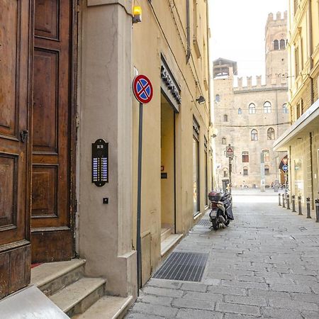 Studio Nel Cuore Della Citta' By Wonderful Italy โบโลญญา ภายนอก รูปภาพ