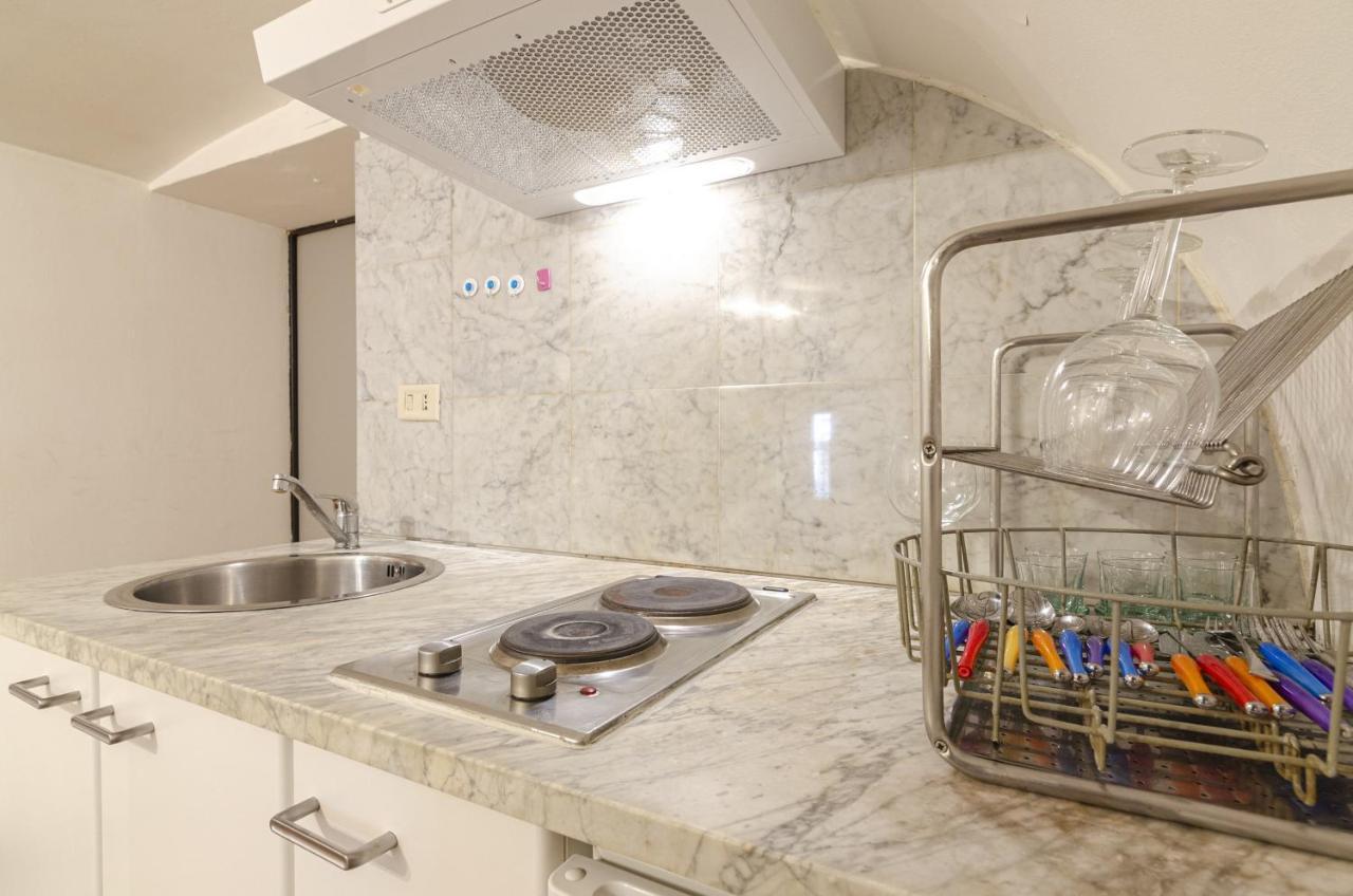 Studio Nel Cuore Della Citta' By Wonderful Italy โบโลญญา ภายนอก รูปภาพ